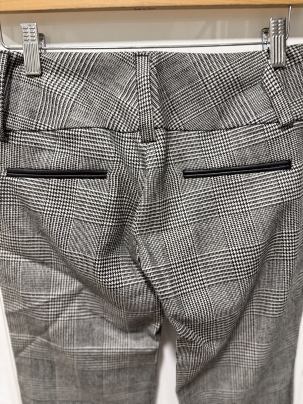 Alice & Olivia Flare Trouser - Picture 5 of 5